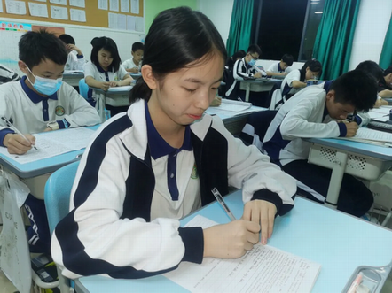 诺亚舟教育网：期中考试来了，学生的考场在教室，家长的考场在考试后